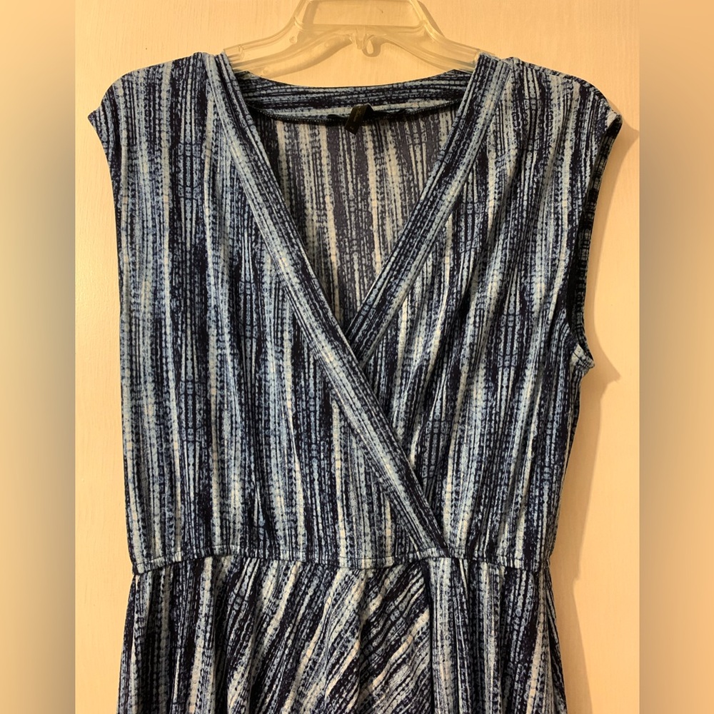 Blue sleeveless summer dress